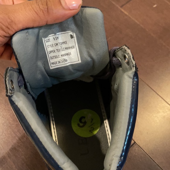 Men’s Guess Ankle Sneakers - Picture 7 of 7